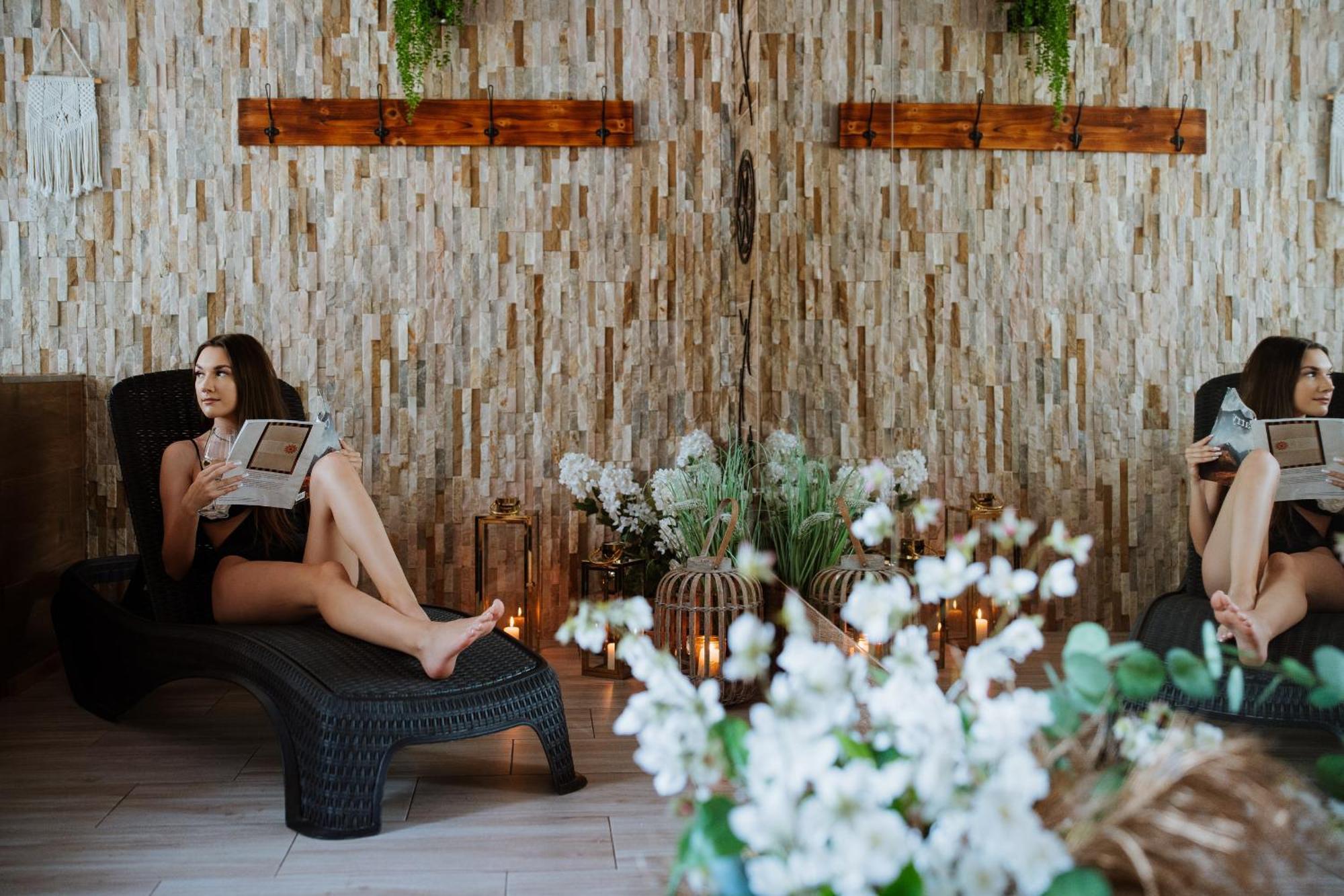 Aparthotel Goralski Spa & Restaurant ビャウカ エクステリア 写真