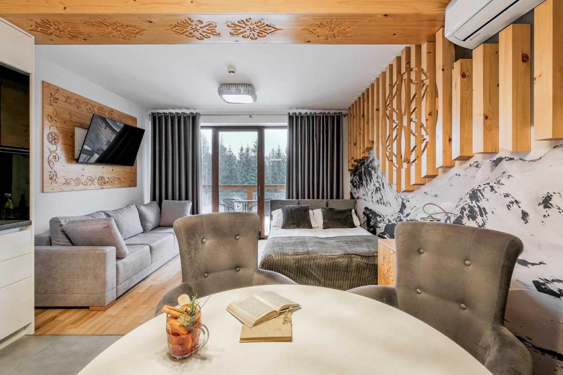 Aparthotel Goralski Spa & Restaurant ビャウカ エクステリア 写真